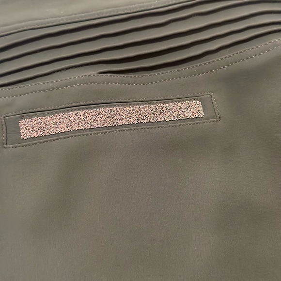 Samshield Premium Line Breeches with Rose Gold Accents (Green or Avocado) - Picture 3 of 7